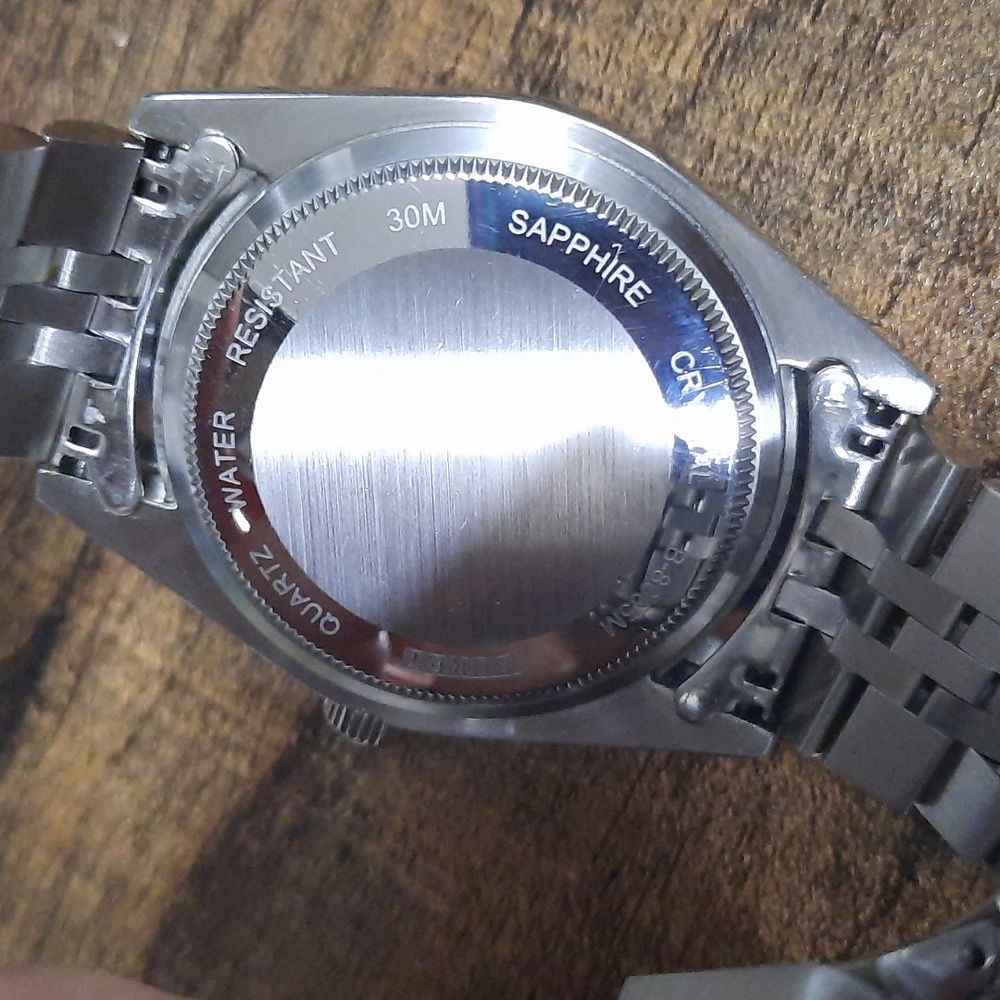 Mens Dress/Sport Watch - Picture 3 of 4